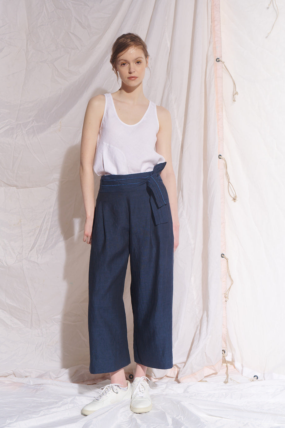 Belted Mata Linen Crop Pant NavyBlack Cross Dye